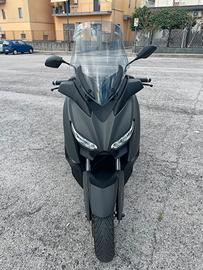Yamaha X-Max 300 anno 2021