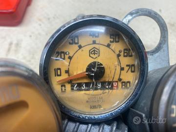 Contachilometri vespa 50 faro tondo