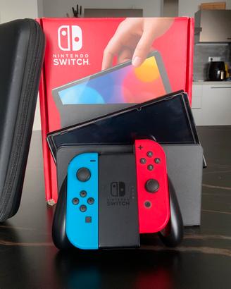 Nintendo switch oled usata poco