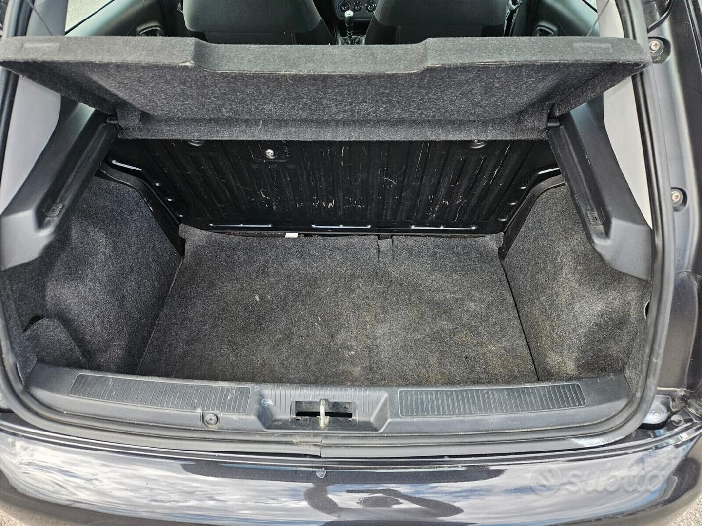 Fiat Punto 2012 photo 5