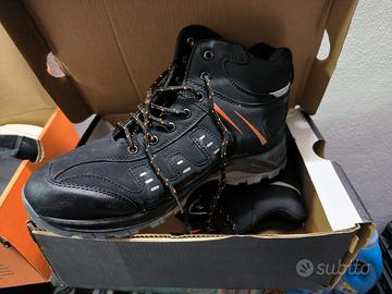 scarpe da montagna