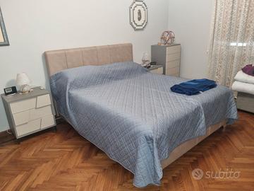 Camera da Letto Moderna pari al nuovo