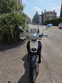scooter scarabeo