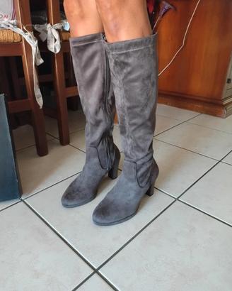 Stivali da donna Tamaris 