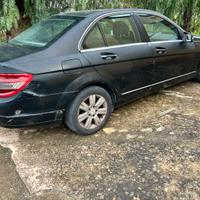 Ricambi classe C W204