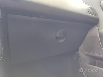 Cassetto portaoggetti CITROEN C4 del 2006