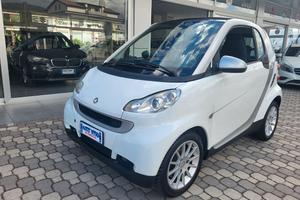 Smart ForTwo 1000 *** RETROCAMERA *** DISPLAY TOUC