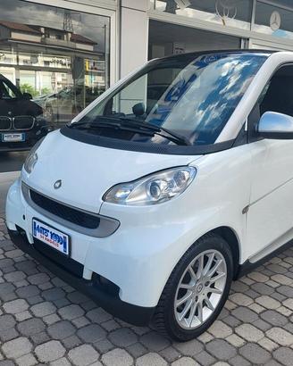 Smart ForTwo 1000 *** RETROCAMERA *** DISPLAY TOUC