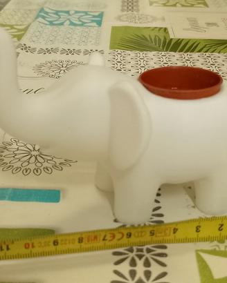 Vaso bianco decorativo Elefante stampato in 3D 