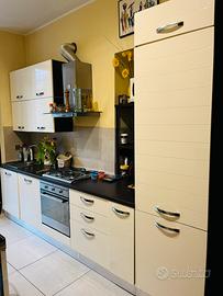 Cucina compreso tutto elettrodomestici