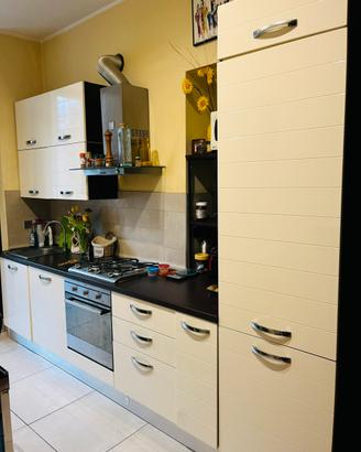 Cucina compreso tutto elettrodomestici