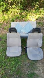 tappezzeria uno tre porte