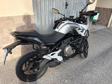 CF MOTO 650 MT