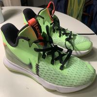 Nike LeBron Witness 5 Grinch