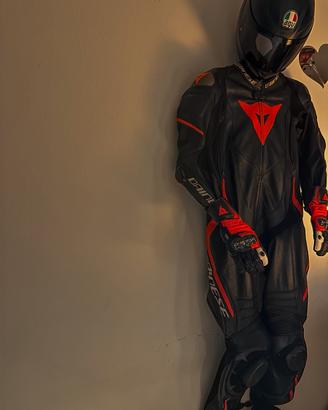 Tuta dainese 52