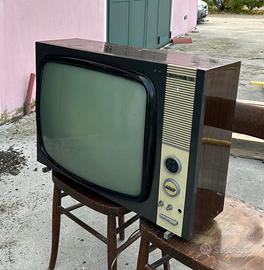 Televisore Autovox Aurora 15