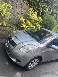 Toyota Yaris 1.3 08/2006 benzina 
