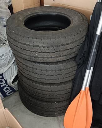 gomme Continental 215 70 R15 CP 