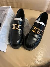 Mocassini Guess donna n.38 – Nero, logo GG oro