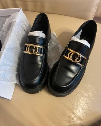 Mocassini Guess donna n.38 – Nero, logo GG oro