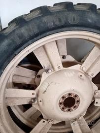 GOMME STRETTE