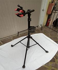 Cavalletto per manutenzione bici