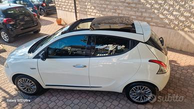 Lancia Ypsilon 1.2 69 CV 5 porte Platinum