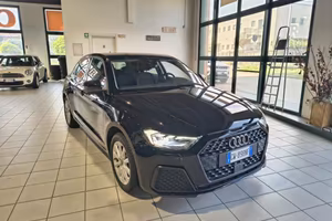 AUDI A1 SPB 25 TFSI Admired NEOPATENTATI