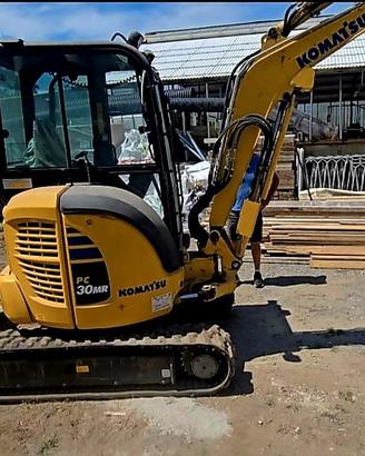 miniescavatore 35ql Komatsu PC30MR-5+4 benne+1mart