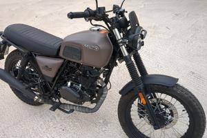 MOTO 125