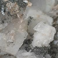 Barite quarzo pirite