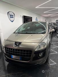 Peugeot 3008 1.6 HDi 112CV cambio robotizzato Prem