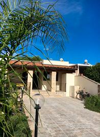 Last minute 19/26 /09 Torre San Giovanni  300 eur 