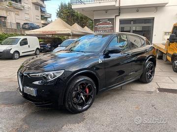Alfa Romeo Stelvio 2.9 Bi-Turbo V6 510 CV AT8 Quad