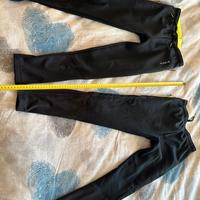 Due pantaloni tuta KIPISTA 12 anni