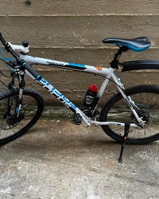 Bicicletta mountain bike  (focus)