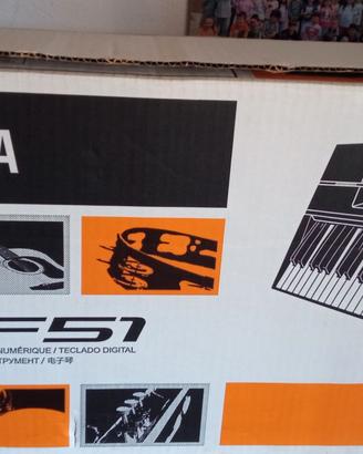 Tastiera Yamaha PSR-F51 usata pochissimo