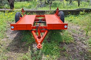 Pianale agricolo porta cingoli