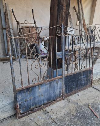 Cancello vintage in ferro
