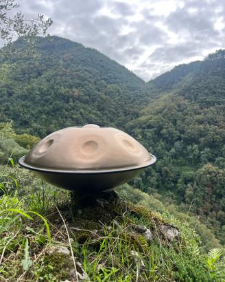 Handpan Re Minore, prodotto da Marco della Ratta