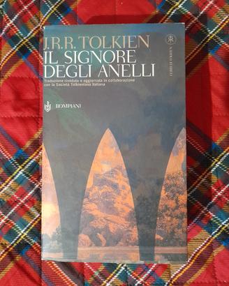 Libro "Il Signore degli Anelli"