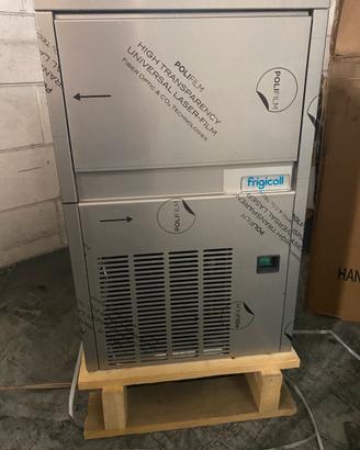 Macchina ghiaccio NUOVA