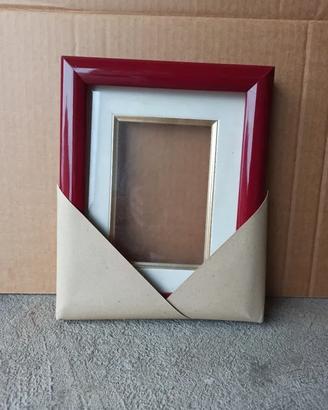 Cornice rossa per quadro con passepartout