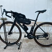 Triban RC 500 Nera – Taglia M - Accessori Gravel