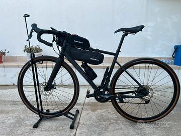 Triban RC 500 Nera – Taglia M - Accessori Gravel