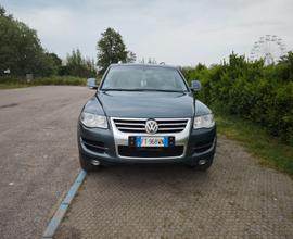 VOLKSWAGEN Touareg - 2008