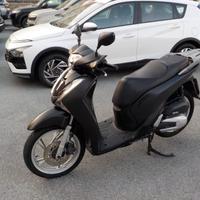 HONDA SH 125 - Anno