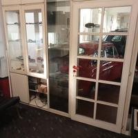 PARETE DIVISORIA IN VETRO E LEGNO PER UFFICImobilr