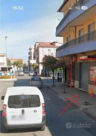 Magazzino uso commerciale