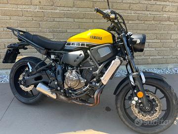 YAMAHA XSR 700 anniversary